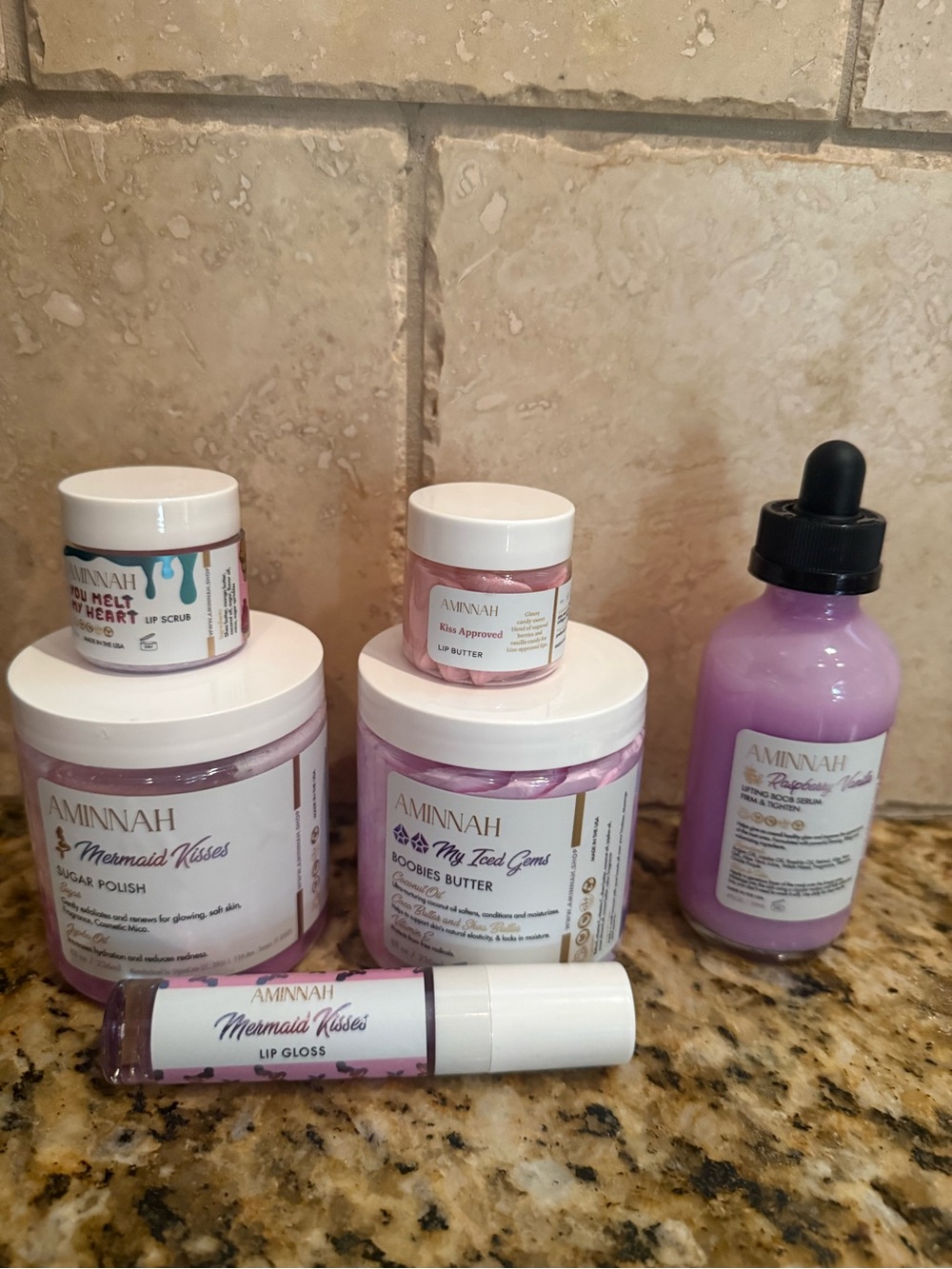 Aminnah bath and body gift bundle set